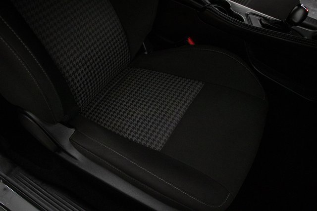 Used 2022 Dodge Challenger GT image 18