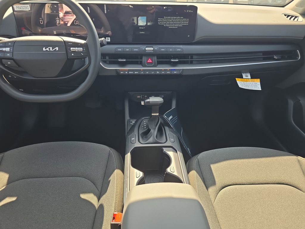 New 2026 Kia K4 FWD image 14
