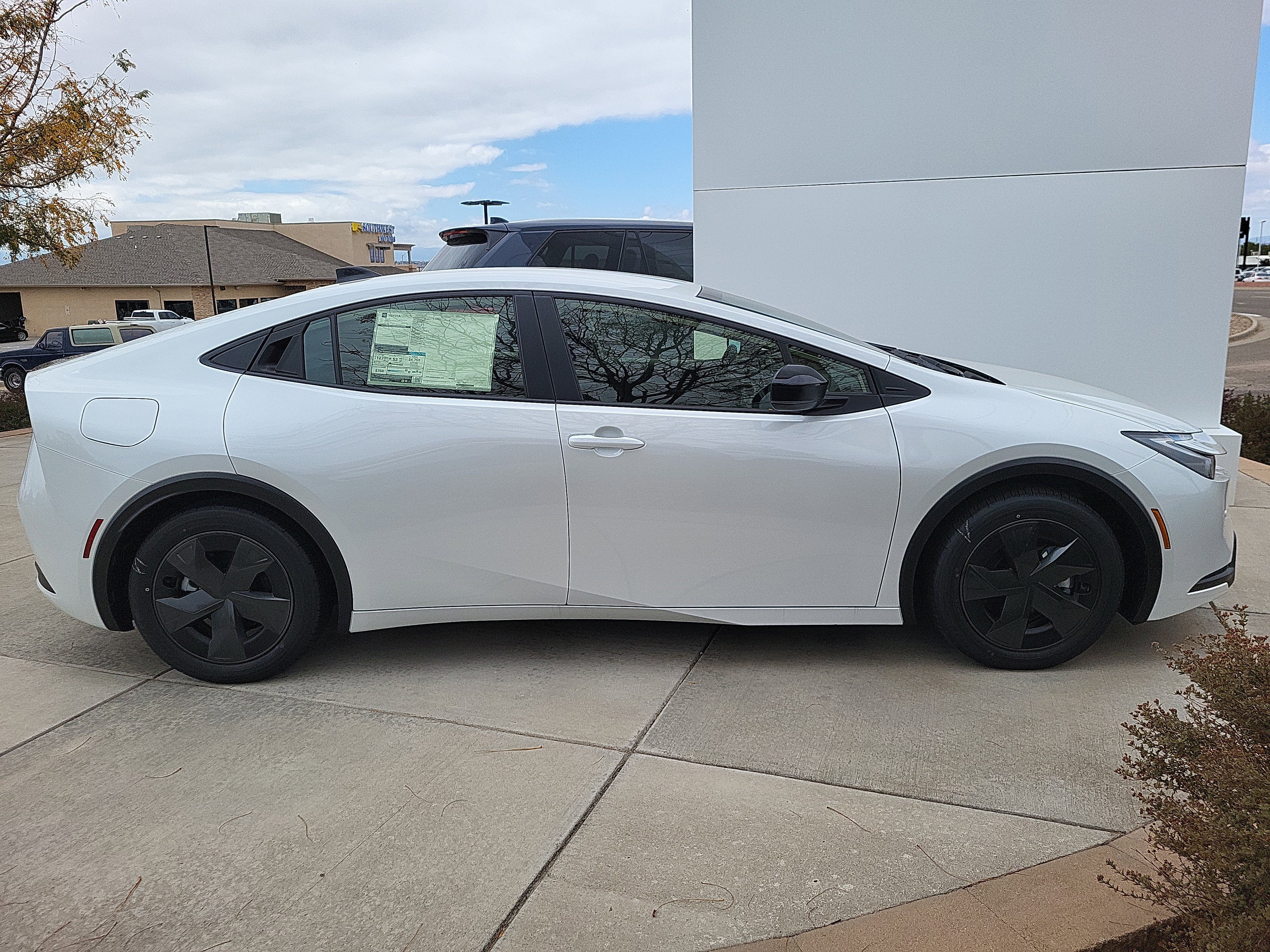 New 2026 Toyota Prius Plug-In Hybrid image 2