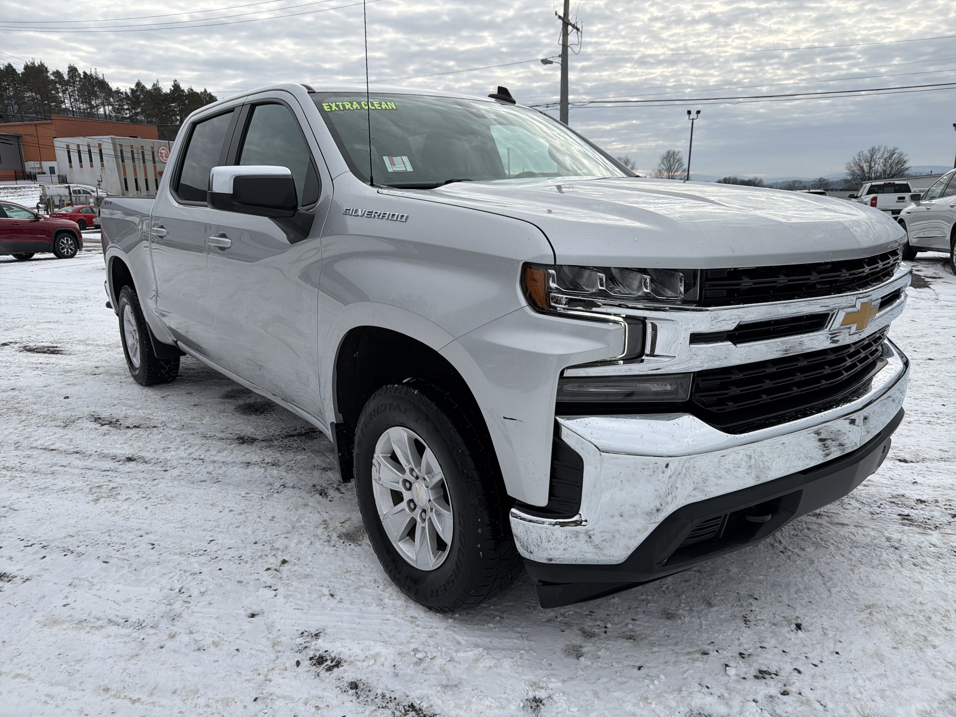 Used 2021 Chevrolet Silverado 1500 LT image 1