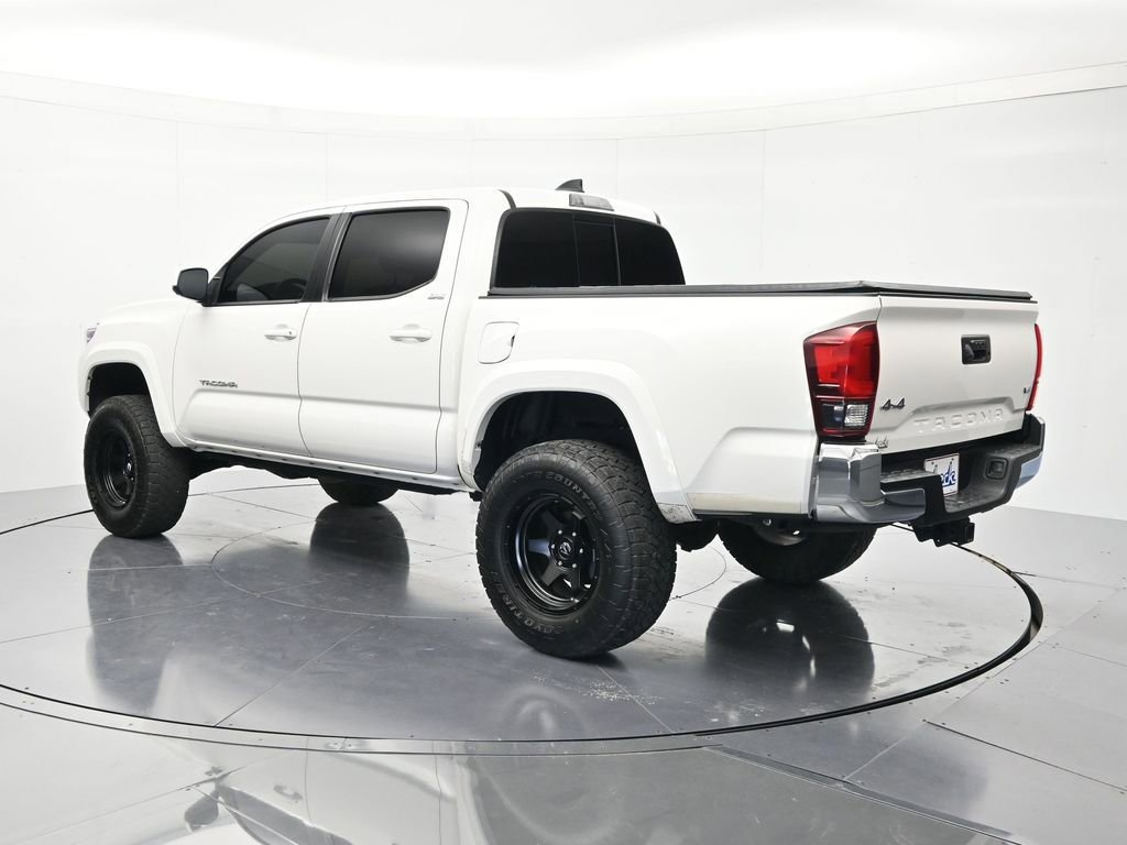 Used 2021 Toyota Tacoma SR5 AWD/4WD image 7