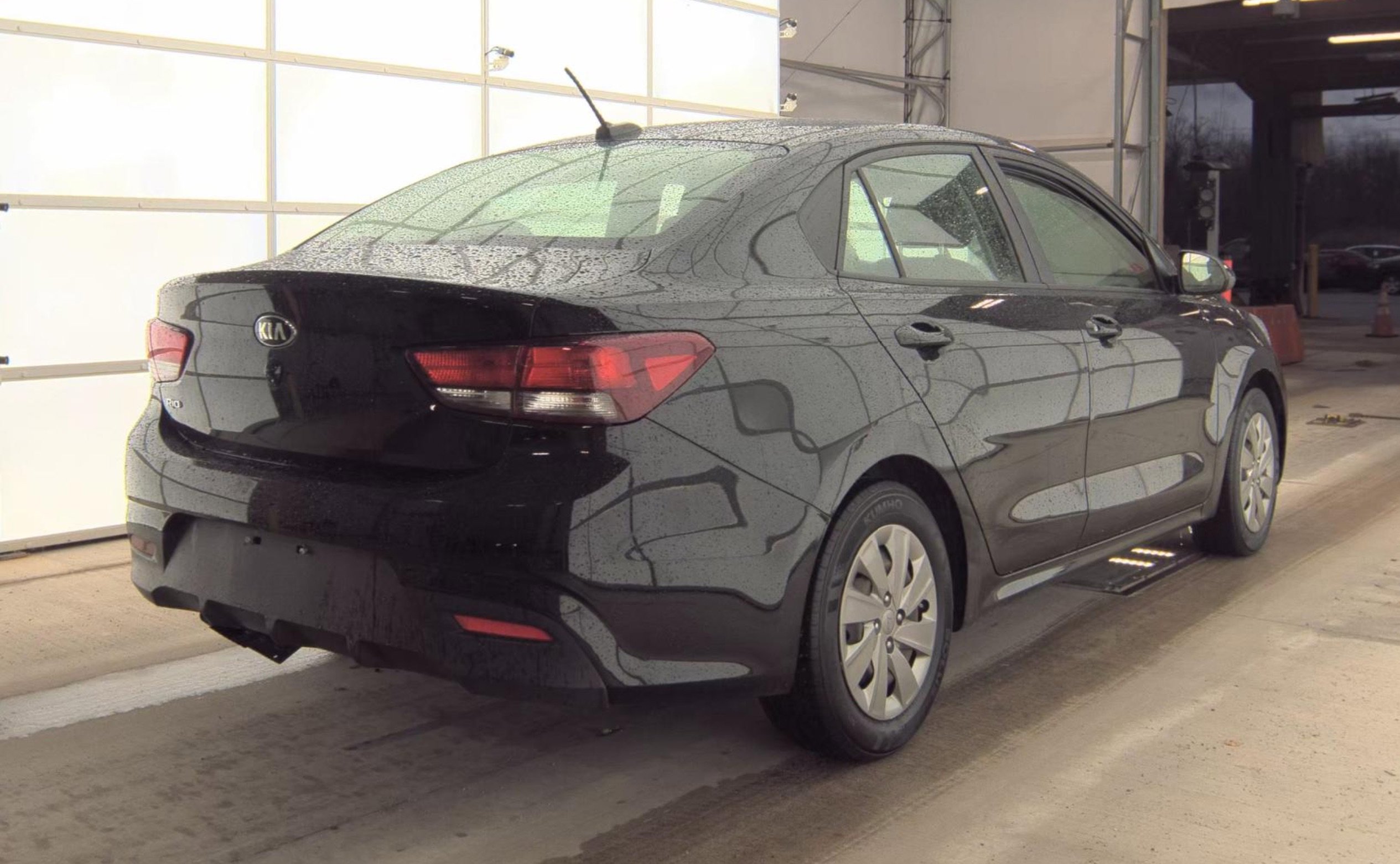 Used 2020 Kia Rio LX image 4