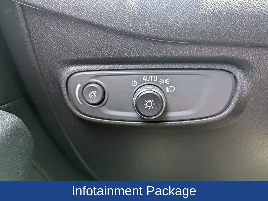 Used 2022 Chevrolet Equinox LT FWD image 24
