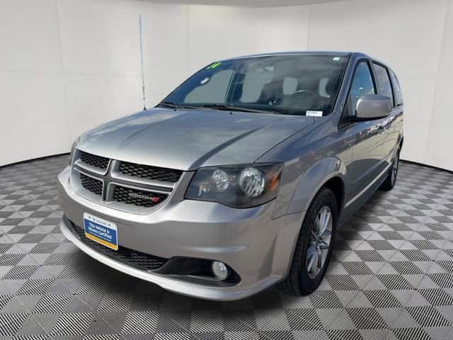 Used 2014 Dodge Grand Caravan R/T image 12