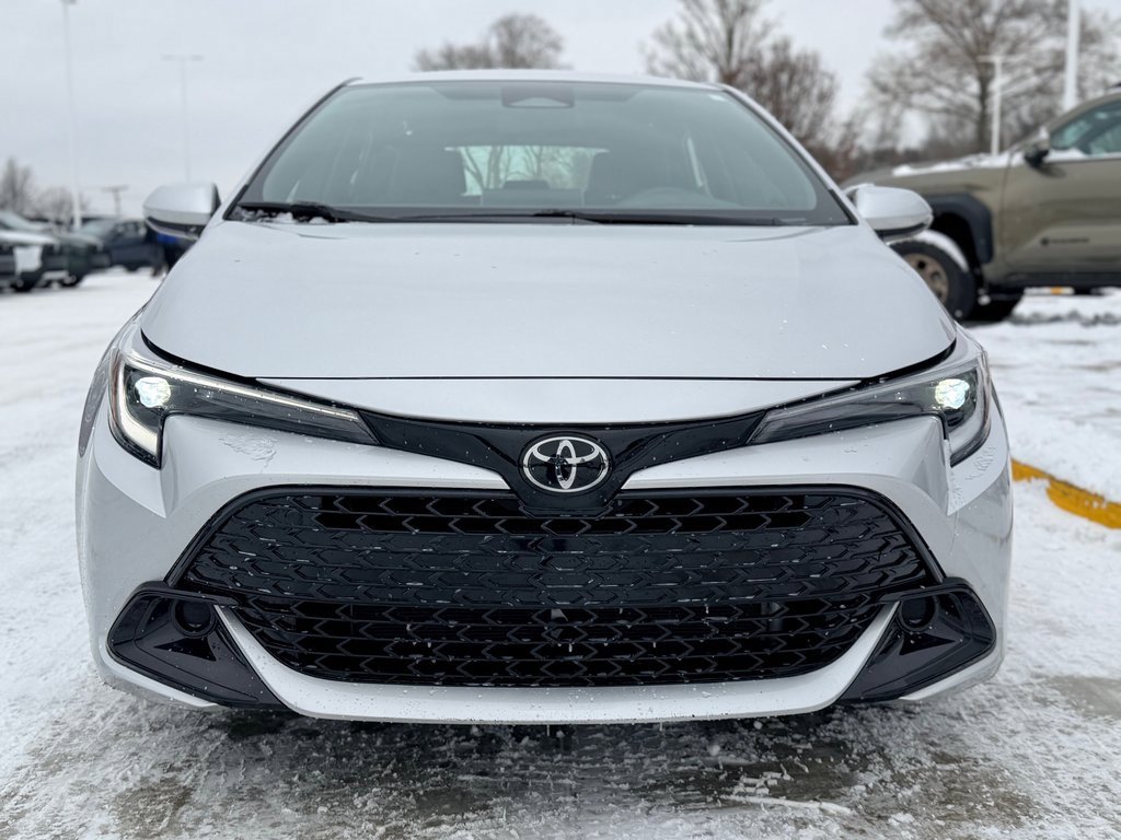 Used 2023 Toyota Corolla SE image 2
