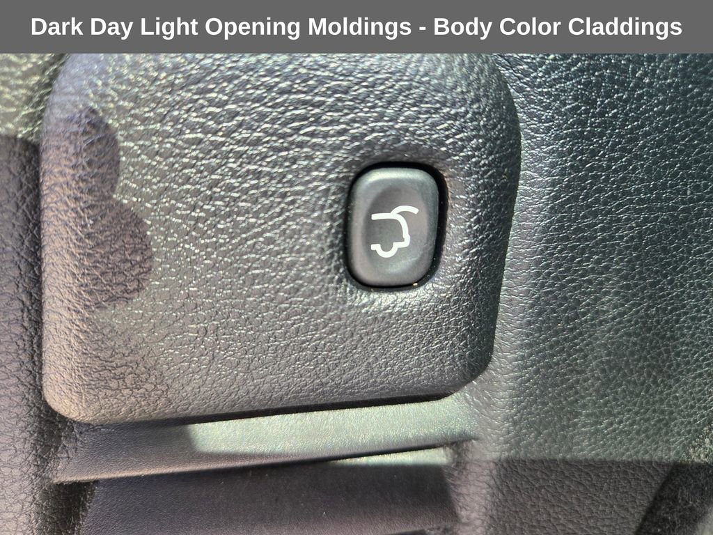 Used 2017 Jeep Grand Cherokee Altitude image 26