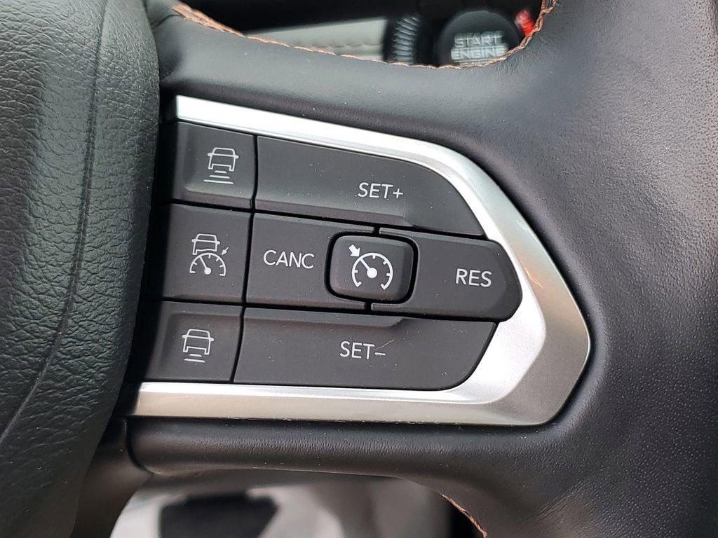 Used 2022 Jeep Compass Limited AWD/4WD image 12