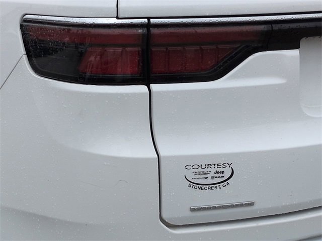 Used 2022 Jeep Wagoneer Series III w/ Premium Group I image 12