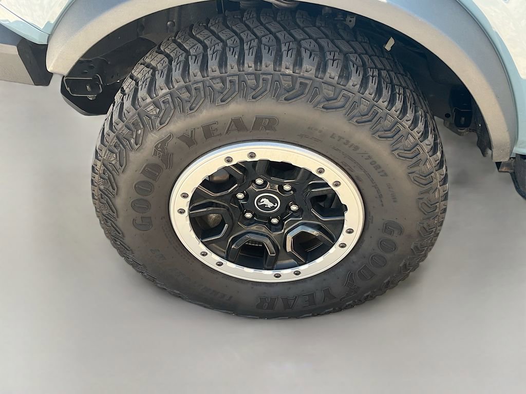 Used 2022 Ford Bronco Black Diamond w/ Sasquatch Package AWD/4WD image 30