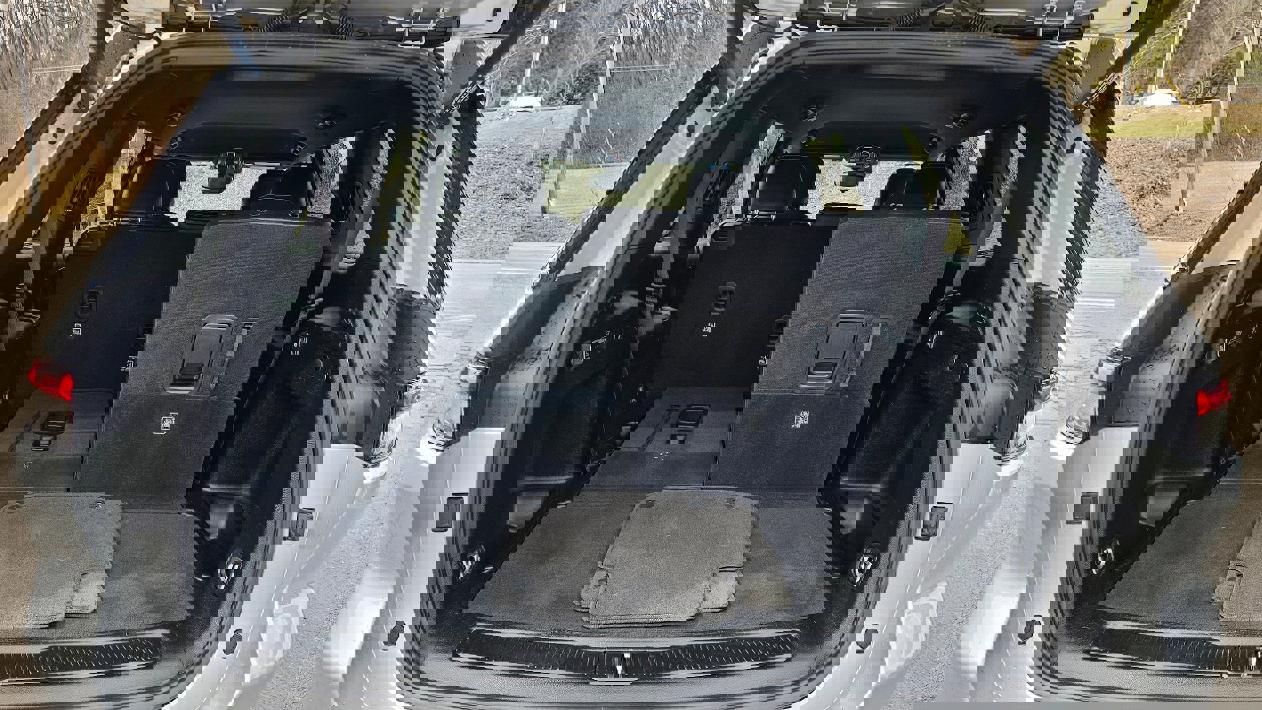 Used 2024 Jeep Grand Cherokee L Laredo image 16