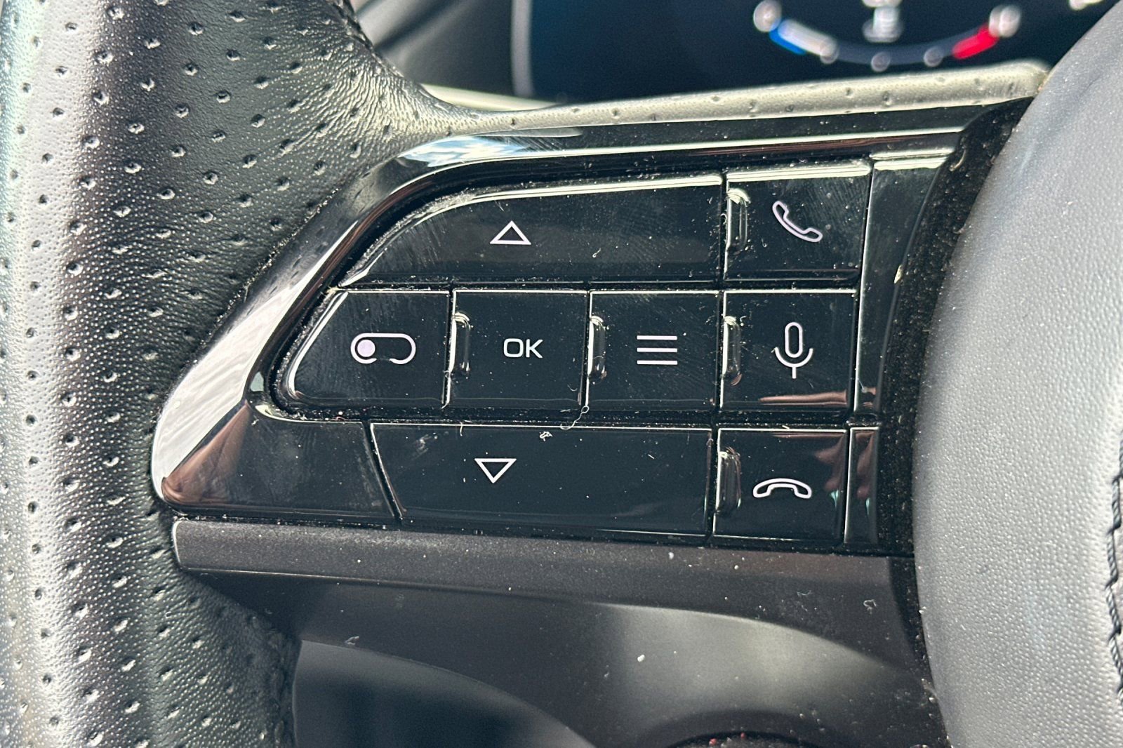 Used 2024 Maserati Grecale GT image 30