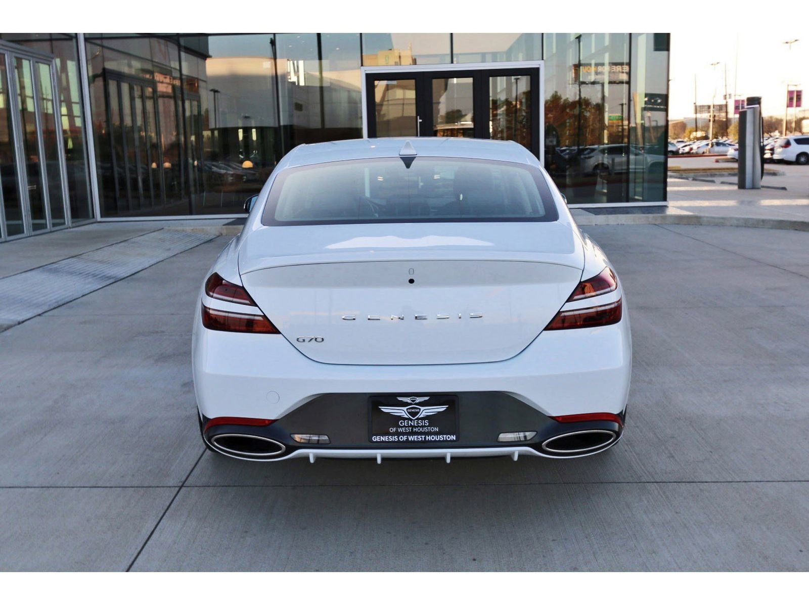 Used 2026 Genesis G70 2.5T image 7