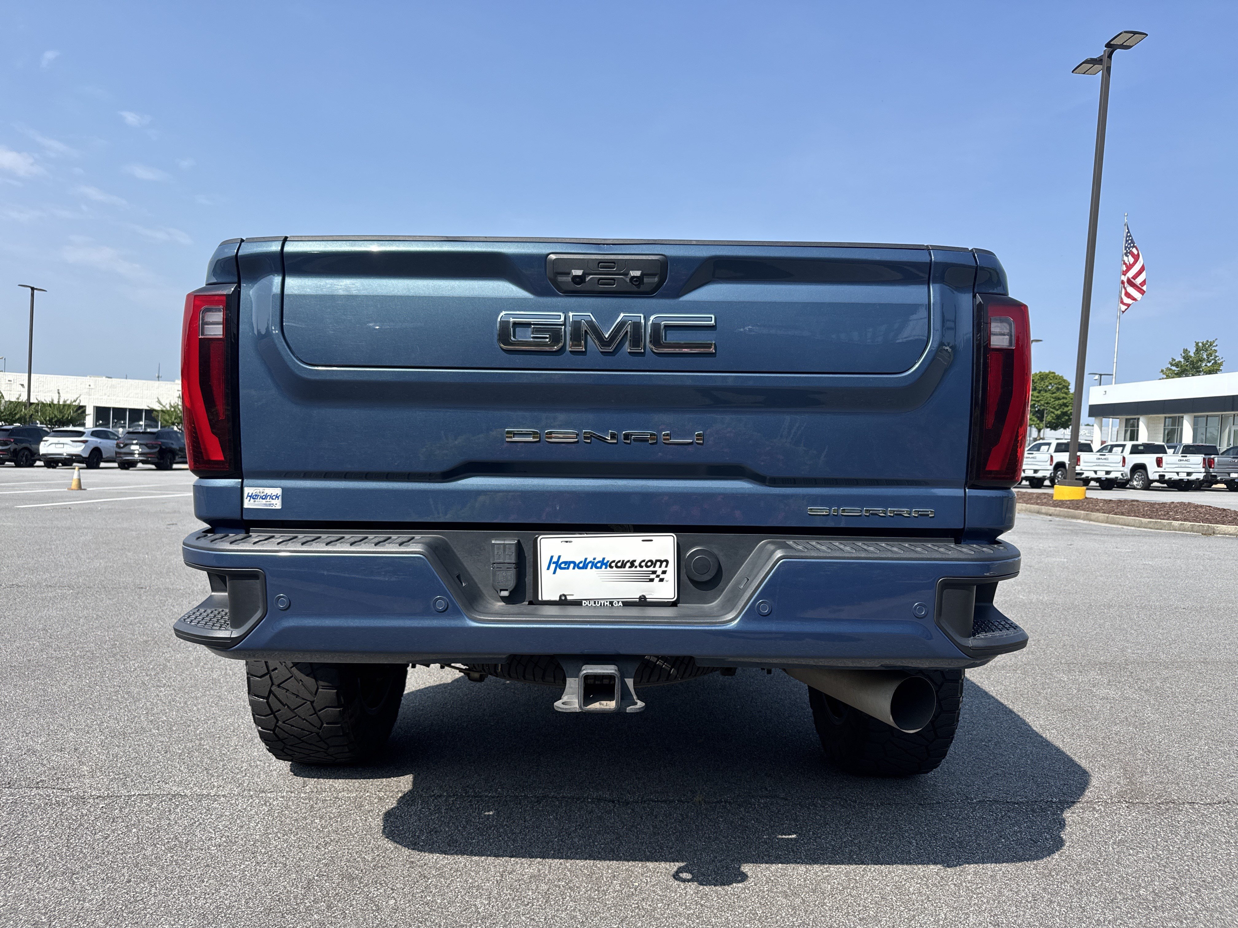 Used 2024 GMC Sierra 3500 Denali Ultimate AWD/4WD image 9