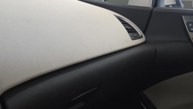 Used 2012 Buick Verano Leather FWD image 32
