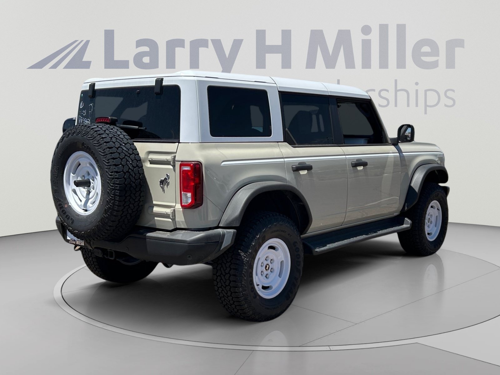 New 2026 Ford Bronco Heritage Edition AWD/4WD image 5