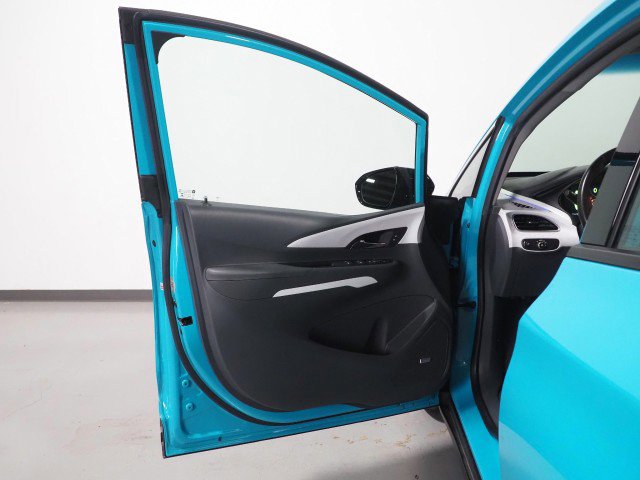 Used 2021 Chevrolet Bolt Premier w/ Infotainment Package FWD image 52