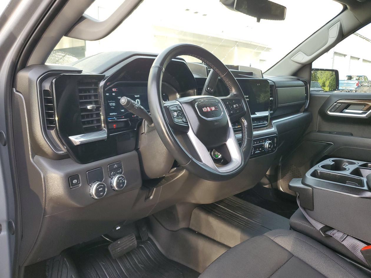 Used 2025 GMC Sierra 1500 Elevation RWD image 19