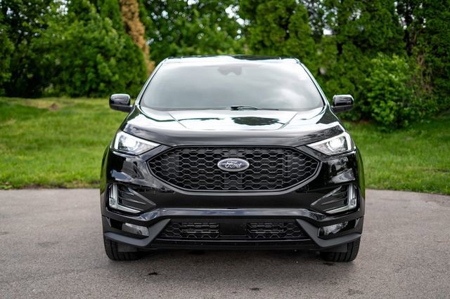 Used 2024 Ford Edge ST-Line w/ Class II Trailer Tow Package AWD/4WD image 2