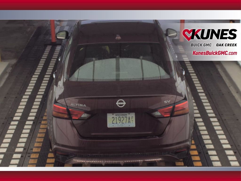 Used 2024 Nissan Altima 2.5 SV image 7