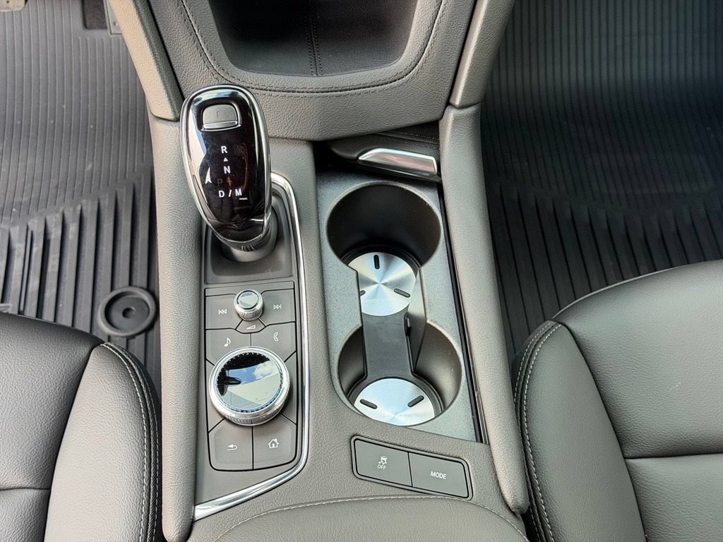 New 2026 Cadillac XT5 Luxury w/ LPO, Floor Liner Package FWD image 19