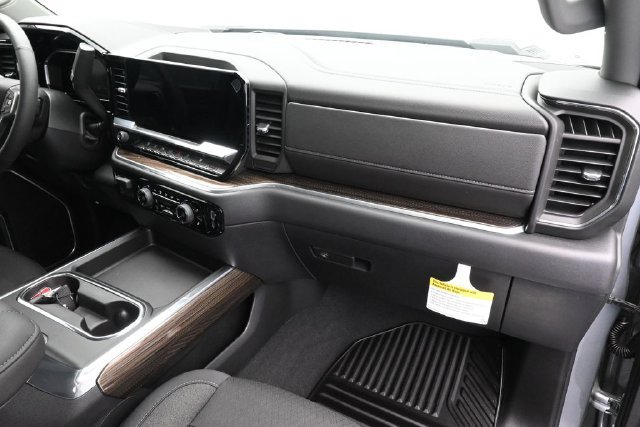 New 2026 Chevrolet Silverado 2500 LT w/ All Star Edition AWD/4WD image 32