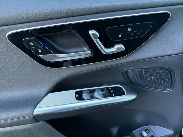 Certified 2025 Mercedes-Benz GLC 350e 4MATIC image 13
