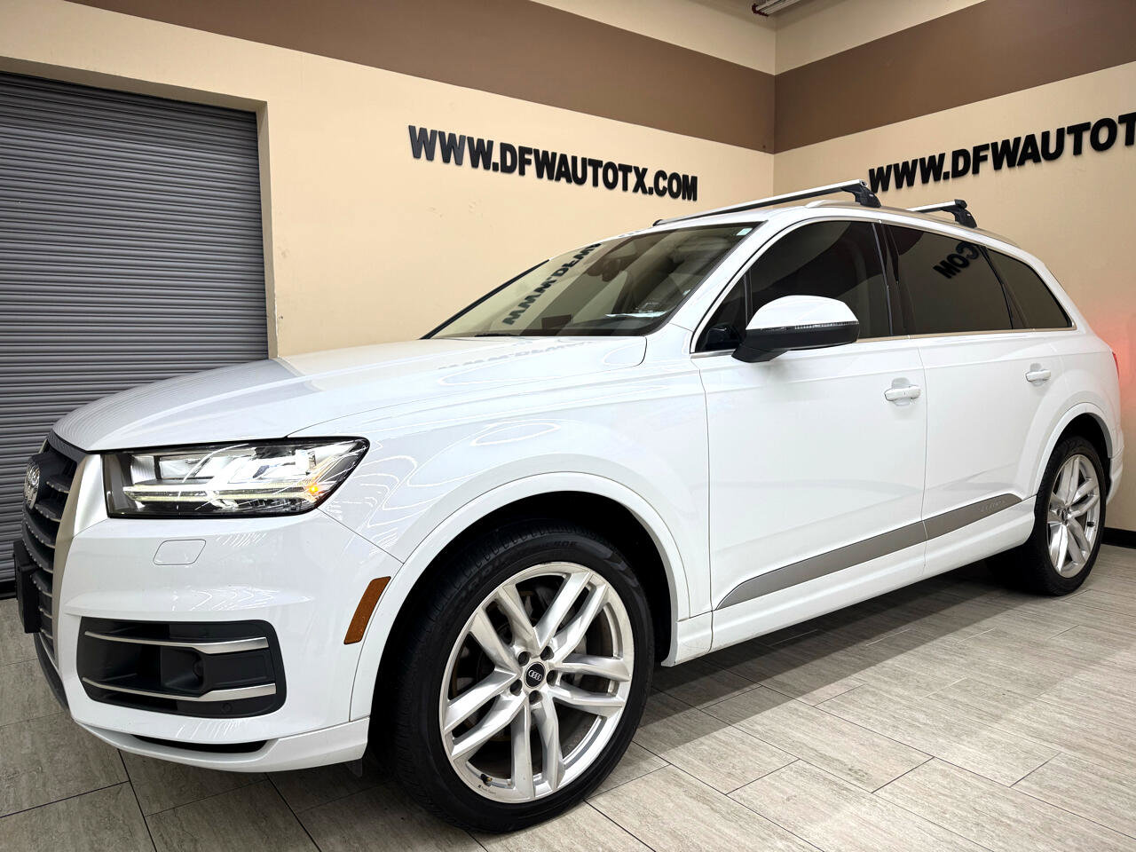 Used 2018 Audi Q7 3.0T Prestige image 2