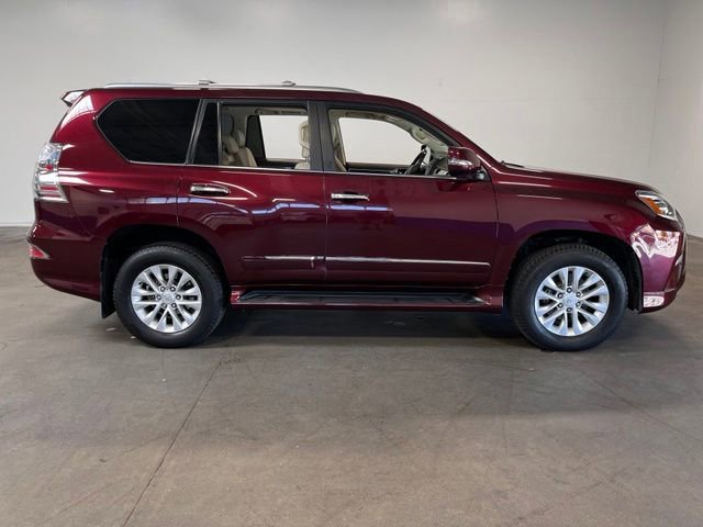 Used 2017 Lexus GX 460 Premium w/ Premium Package AWD/4WD image 2