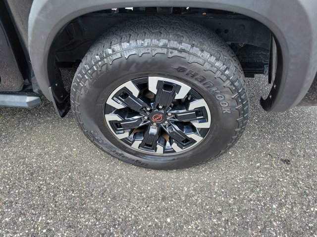 Used 2022 Nissan Frontier Pro-X RWD image 6