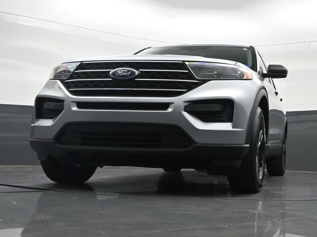 Used 2023 Ford Explorer XLT RWD image 38