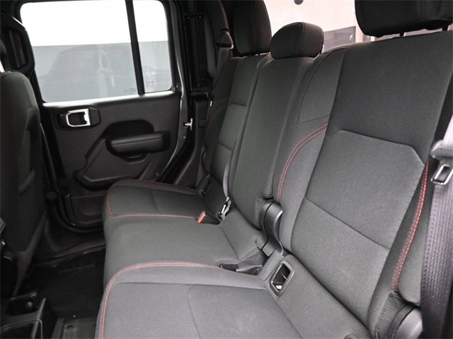 Used 2023 Jeep Gladiator Rubicon image 16