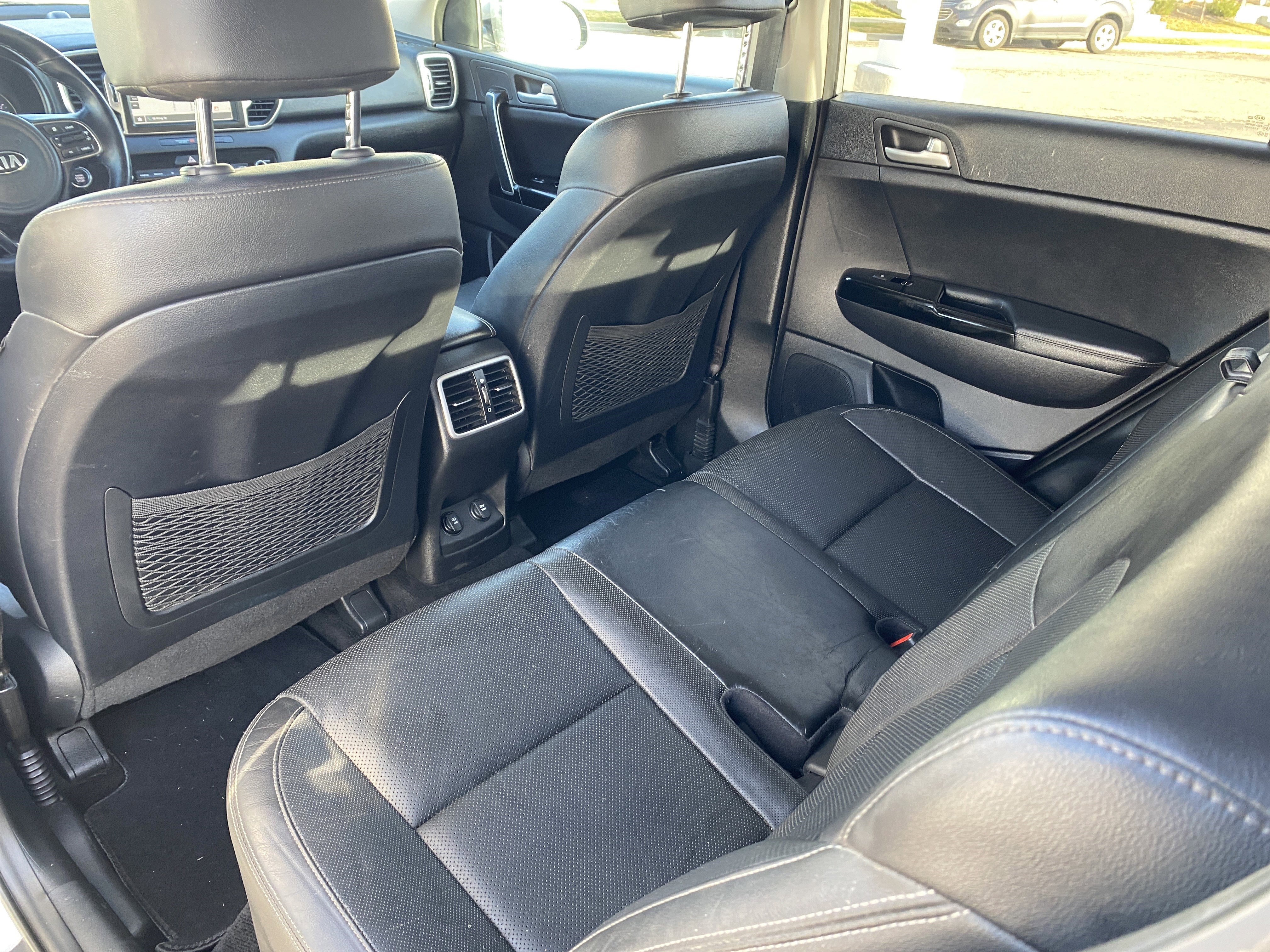 Used 2018 Kia Sportage EX w/ Option Group 040 image 19