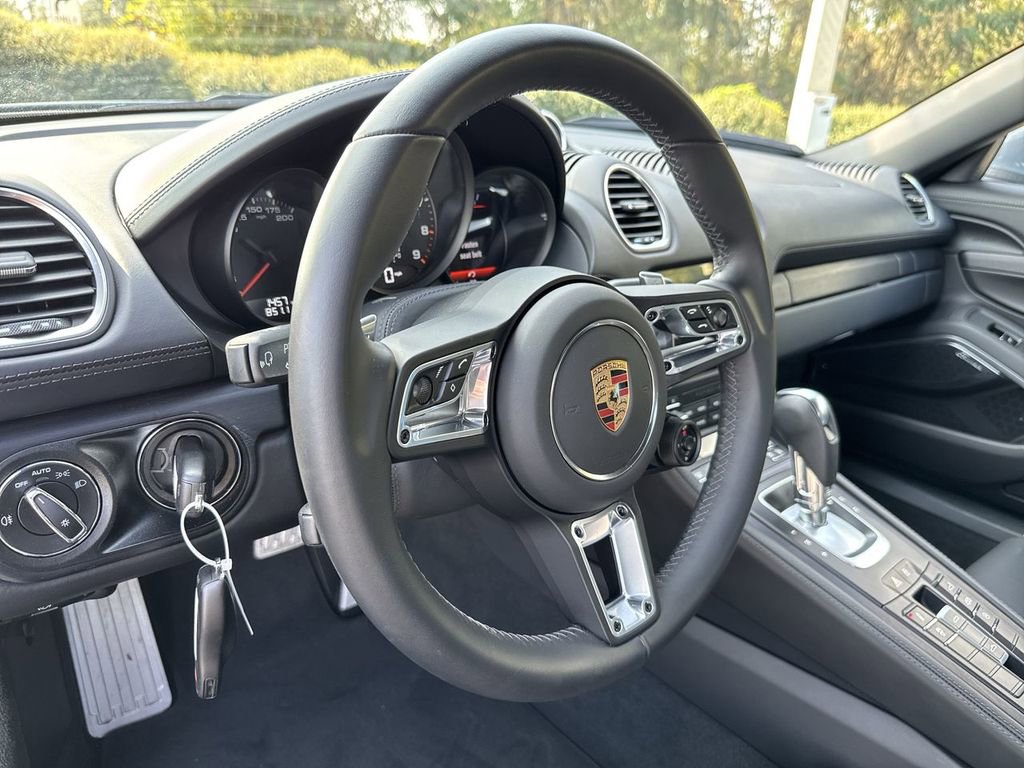 Used 2025 Porsche 718 Boxster GTS image 18