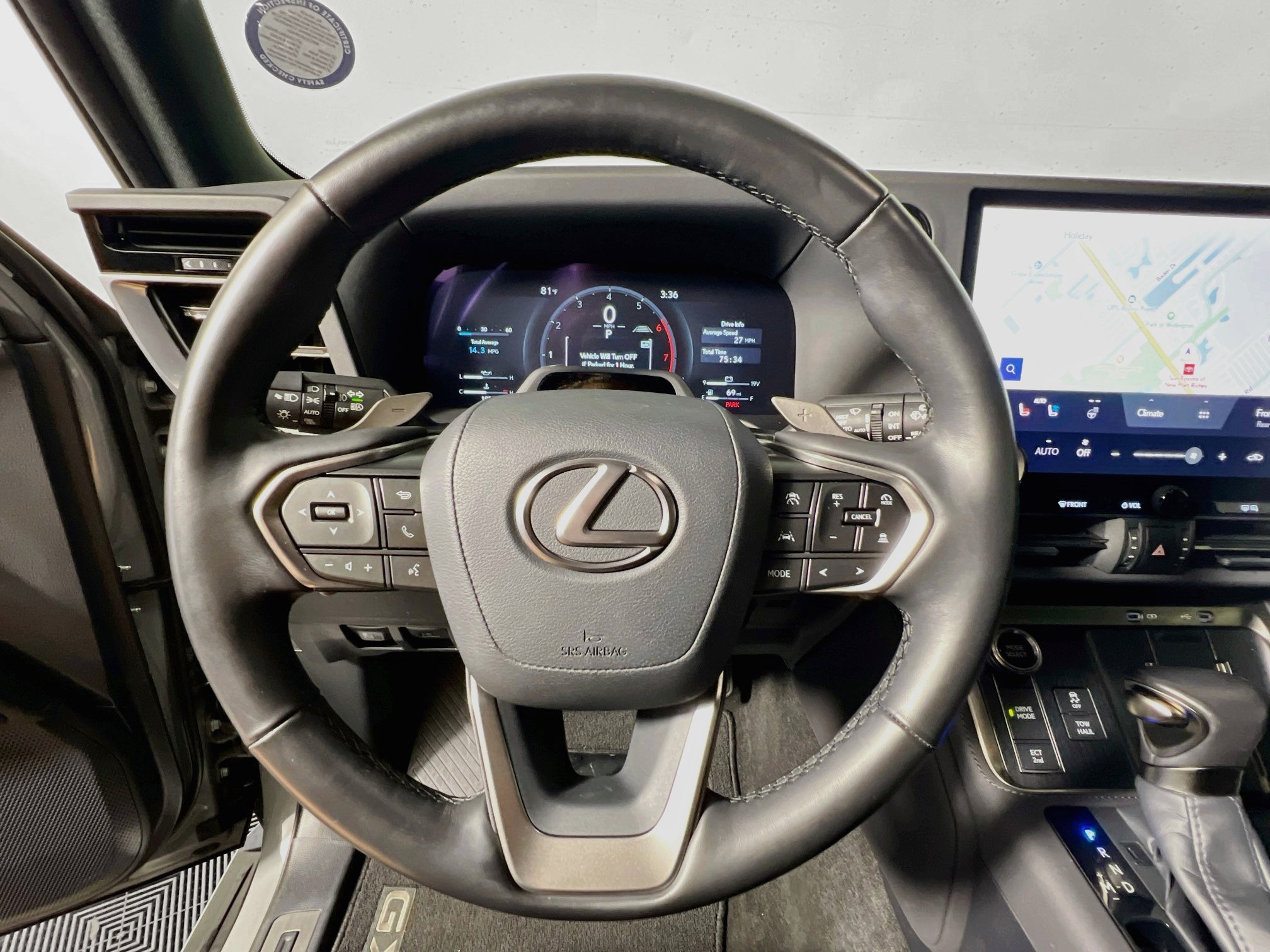 Used 2024 Lexus GX 550 w/ Accessory Package (Z1) AWD/4WD image 11