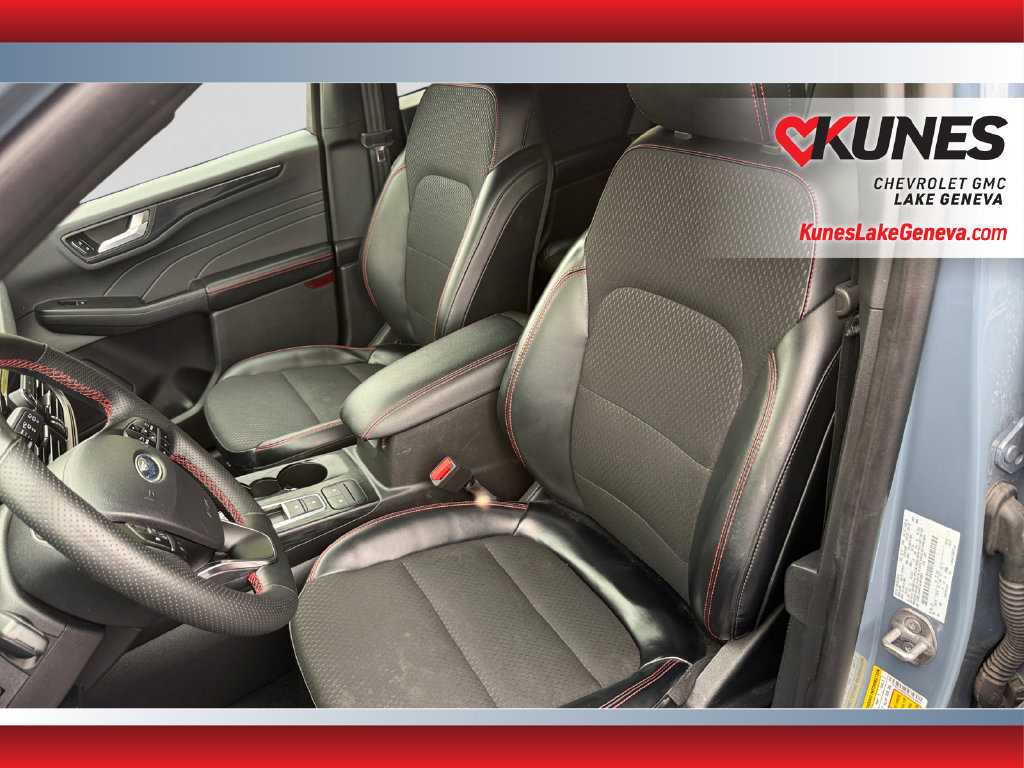 Used 2025 Ford Escape ST-Line AWD/4WD image 19
