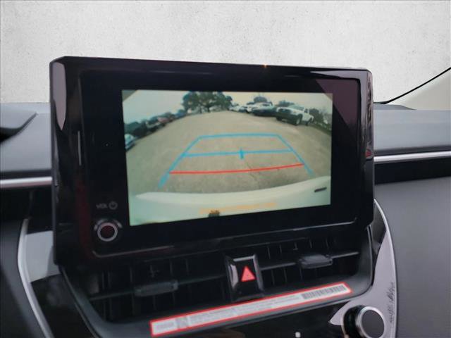 Used 2025 Toyota Corolla LE image 21