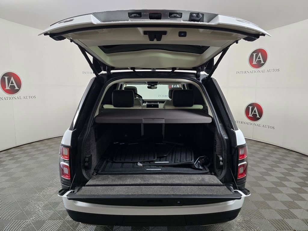 Used 2021 Land Rover Range Rover P525 Westminster Edition LWB AWD/4WD image 10