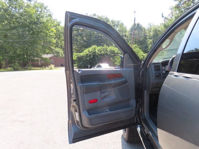 Used 2006 Dodge Ram 1500 Truck SLT w/ Trailer Tow Group AWD/4WD image 13