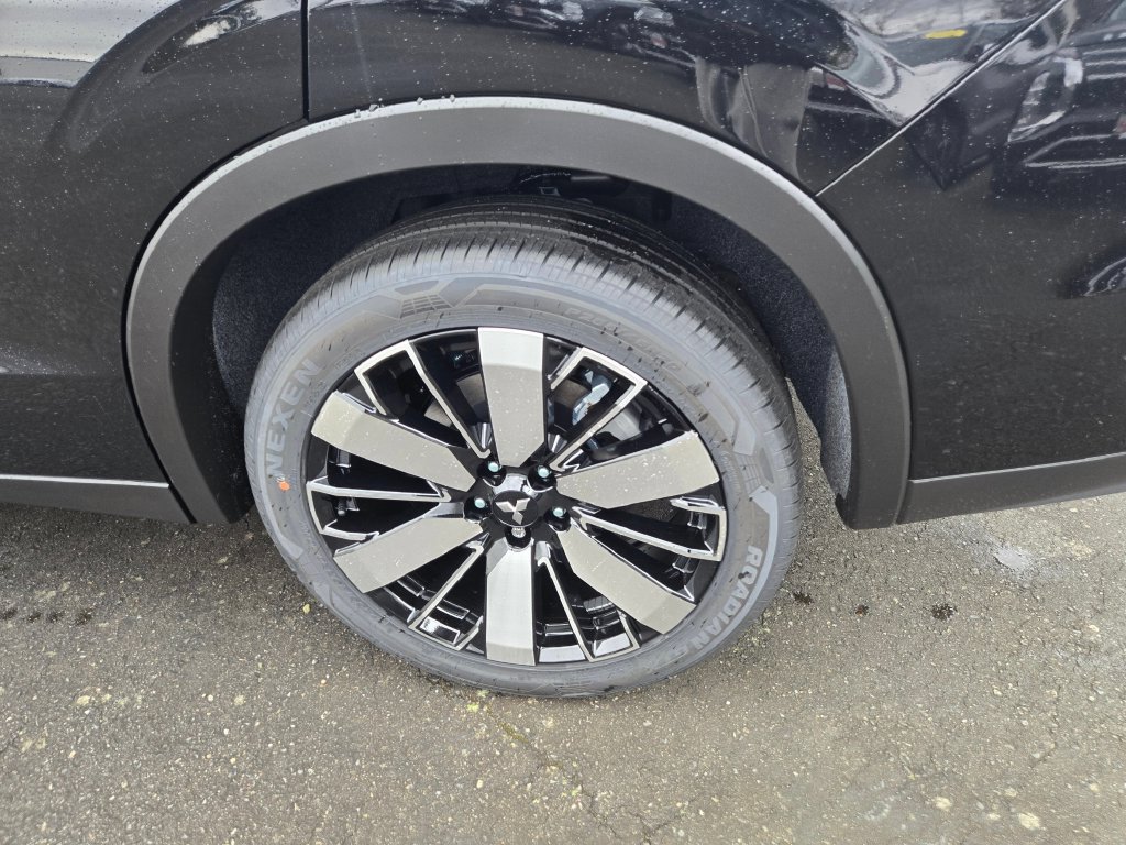 New 2026 Mitsubishi Outlander SE AWD/4WD image 5