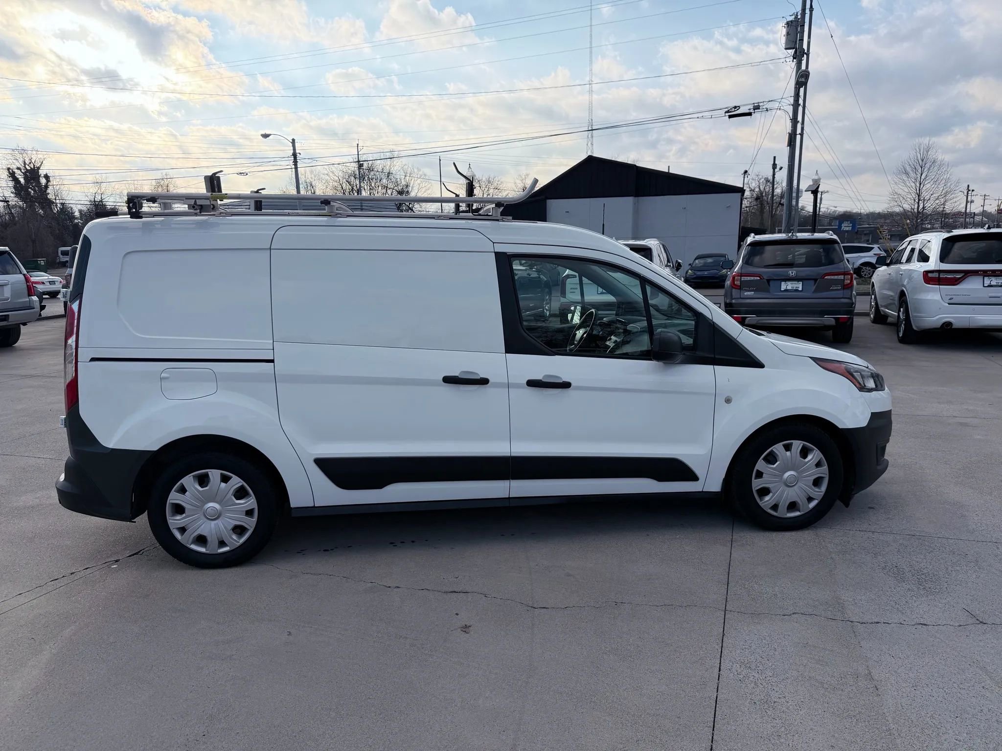 Used 2020 Ford Transit Connect XL image 7