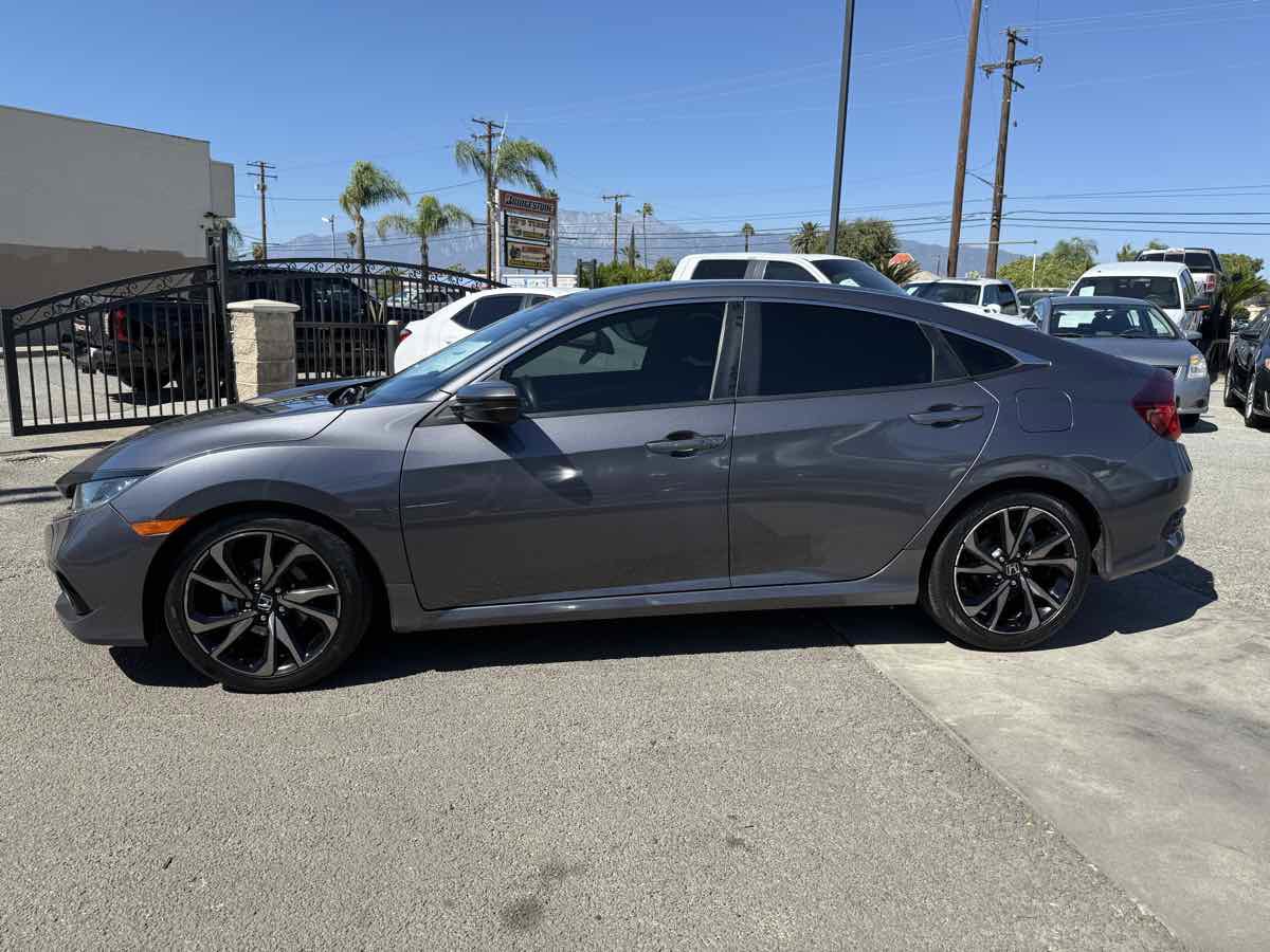Used 2021 Honda Civic Sport image 2