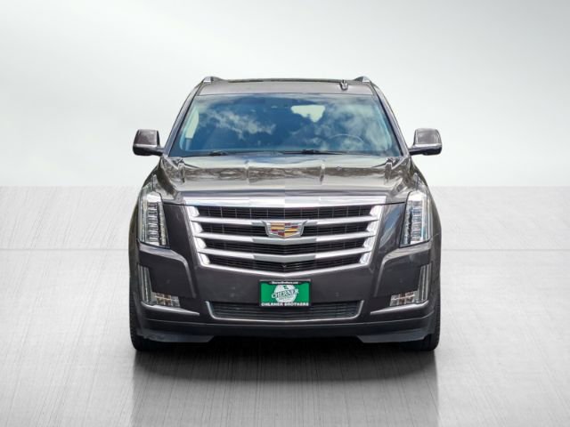 Used 2015 Cadillac Escalade Luxury image 2