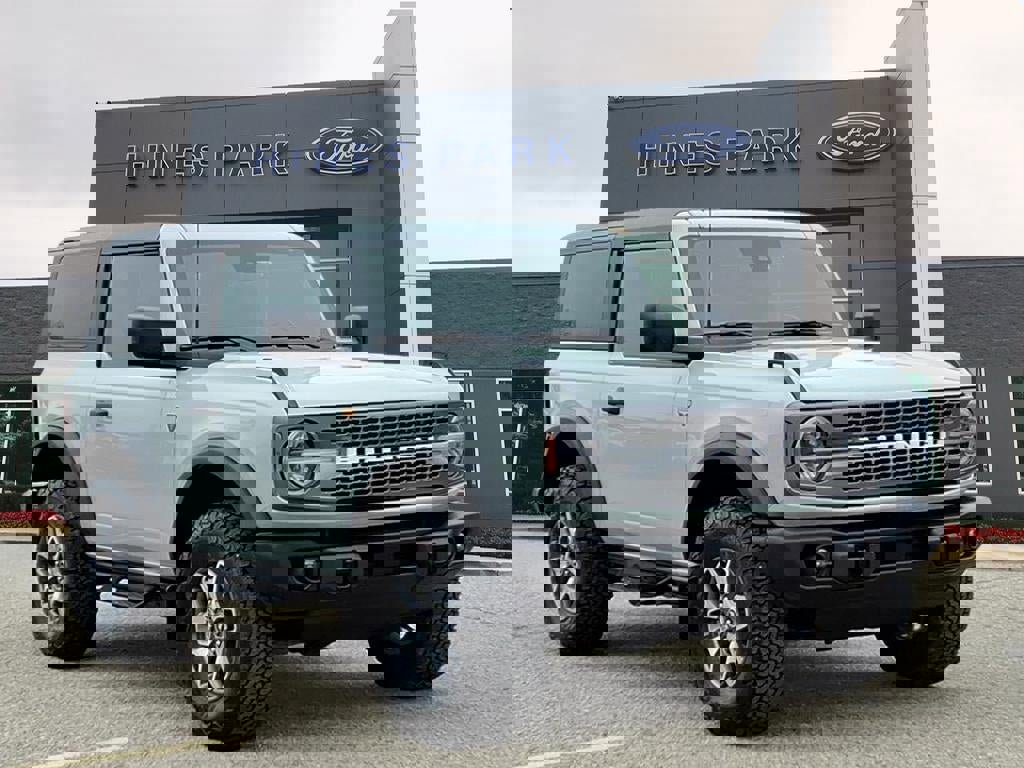 Used 2023 Ford Bronco Badlands image 1