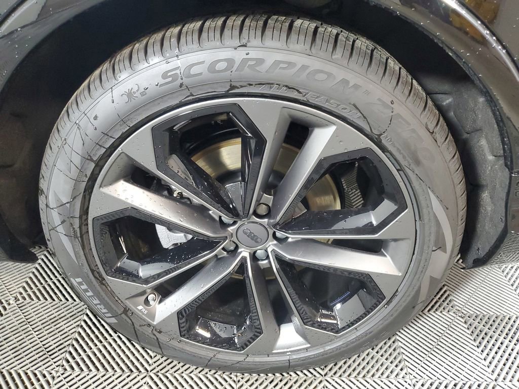New 2026 Audi Q7 2.0T Premium Plus AWD/4WD image 11