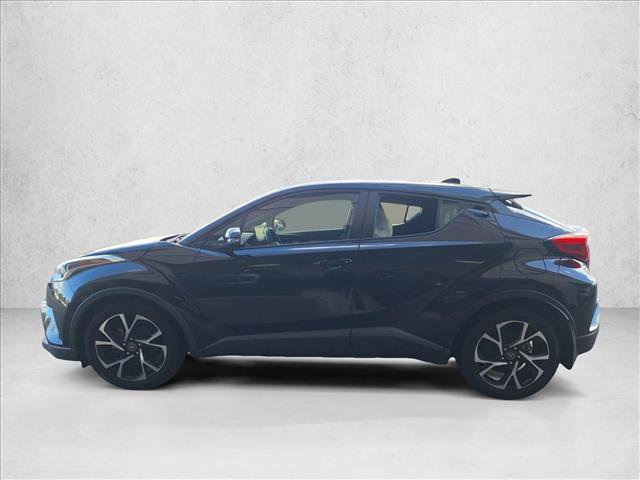 Used 2019 Toyota C-HR XLE image 8