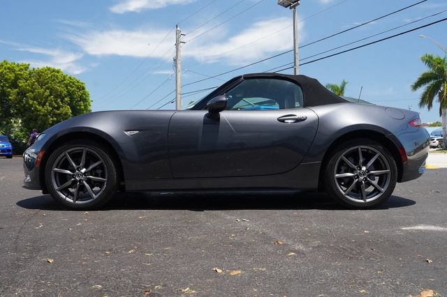 Used 2017 MAZDA MX-5 Miata Grand Touring RWD image 4