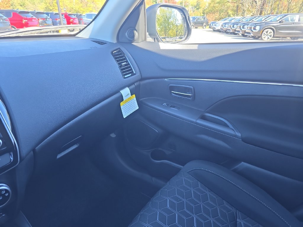 New 2027 Mitsubishi Outlander Sport ES FWD image 30