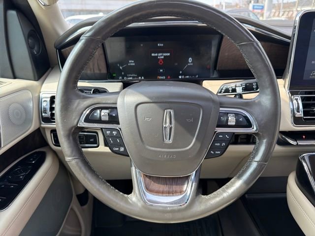 Used 2019 Lincoln Navigator L Reserve image 17