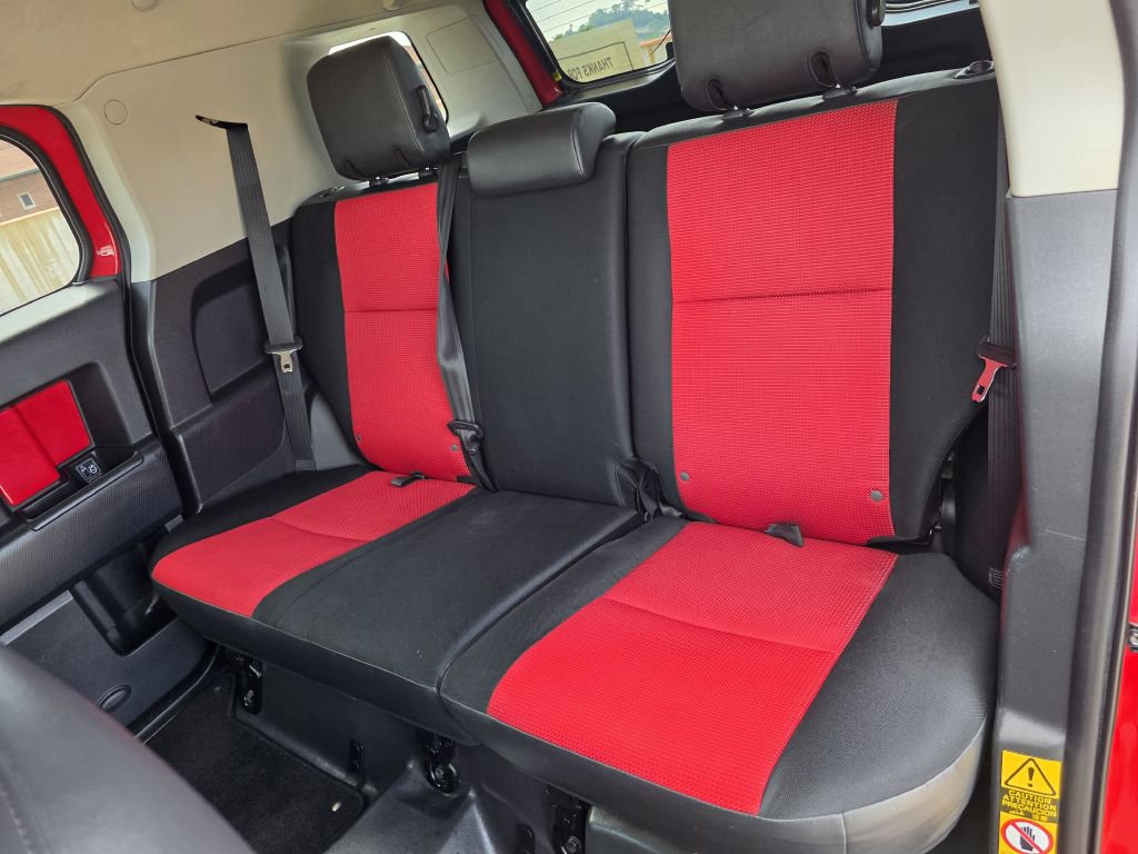 Used 2012 Toyota FJ Cruiser 4WD w/ Trail Teams Special Edition image 29