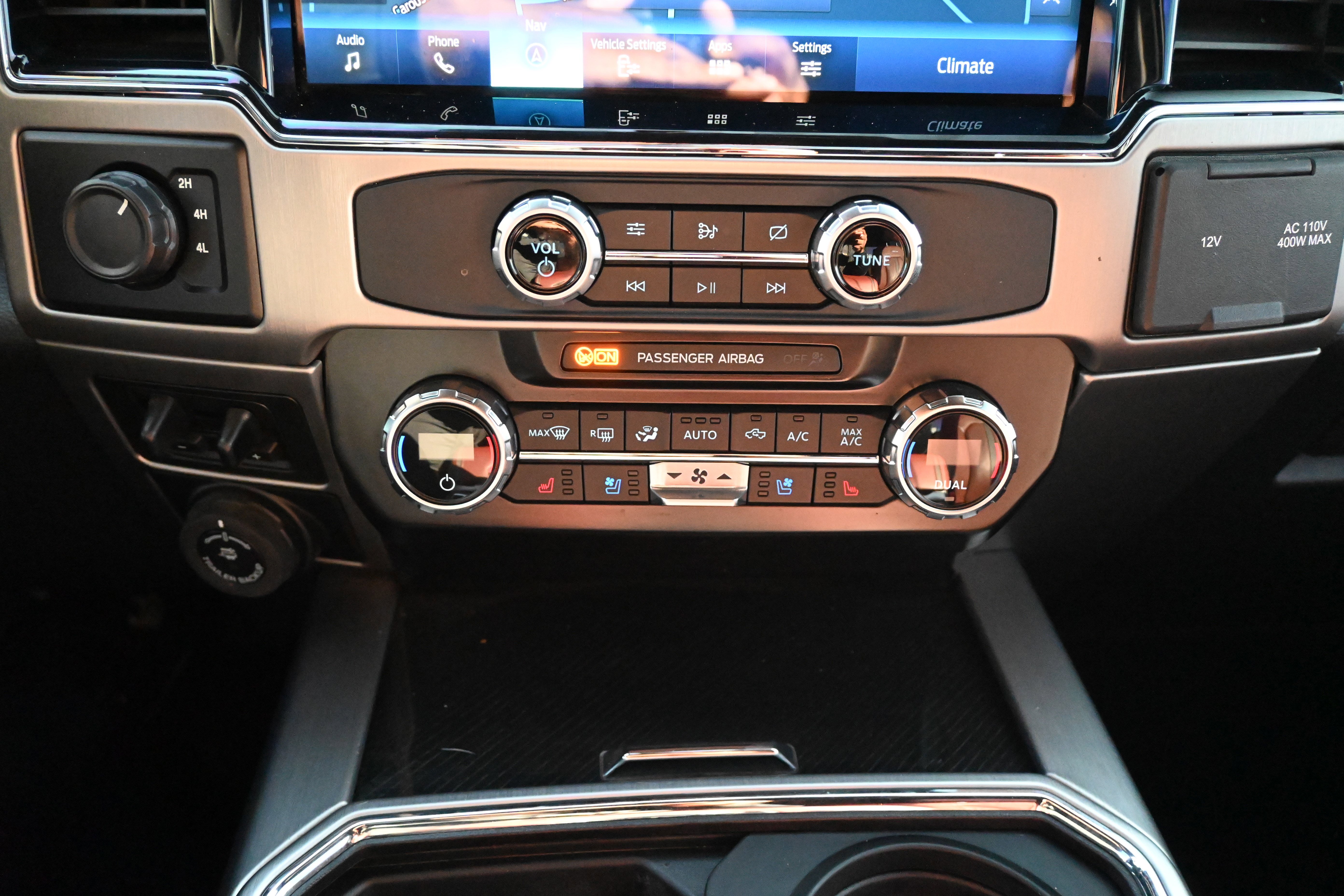 Used 2022 Ford F450 Platinum w/ FX4 Off-Road Package image 29